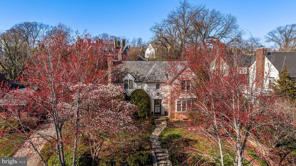 Image 97 of property listing at 206 KEMBLE RD, Baltimore, MD 21218