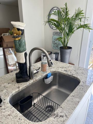 214 W 6th Street, Lexington, KY 40508