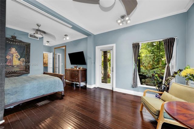 650 NE 76th Street, Miami, FL 33138