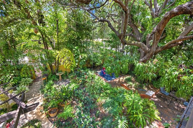 650 NE 76th Street, Miami, FL 33138