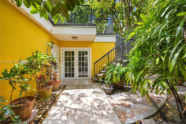 650 NE 76th Street, Miami, FL 33138