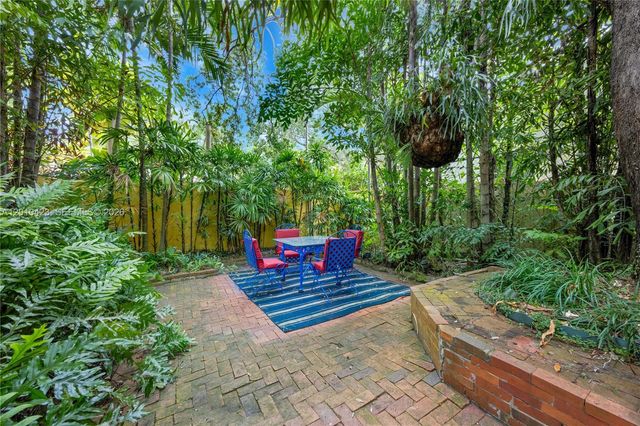 650 NE 76th Street, Miami, FL 33138