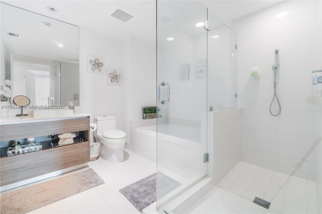 1100 S Miami Ave 1109, Miami, FL 33130