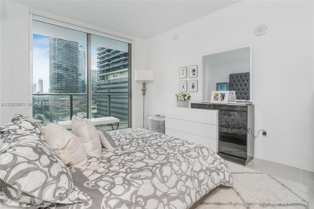 1100 S Miami Ave 1109, Miami, FL 33130