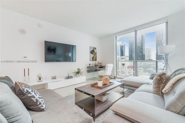 1100 S Miami Ave 1109, Miami, FL 33130