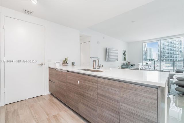 1100 S Miami Ave 1109, Miami, FL 33130