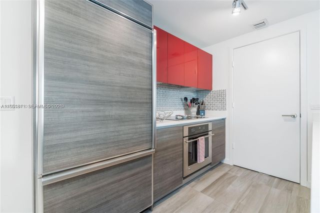 1100 S Miami Ave 1109, Miami, FL 33130