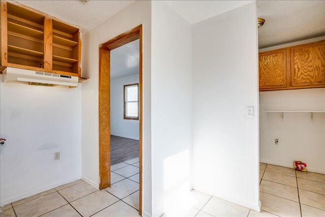 4462 S Hemlock Avenue, Wichita, KS 67216