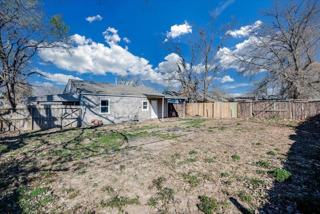 4462 S Hemlock Avenue, Wichita, KS 67216