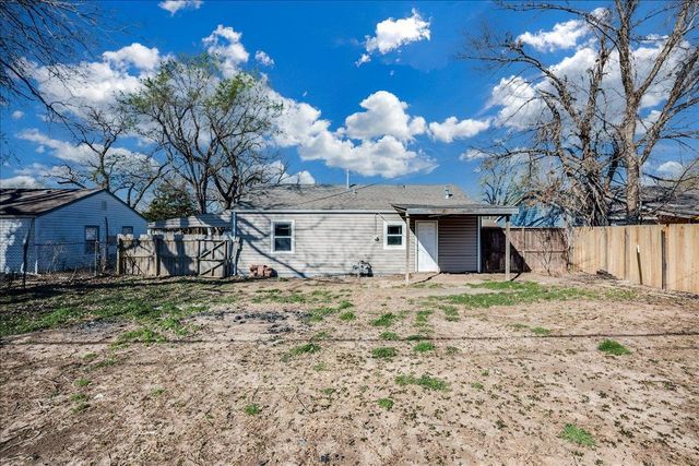 4462 S Hemlock Avenue, Wichita, KS 67216