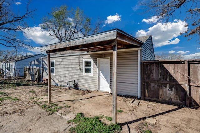 4462 S Hemlock Avenue, Wichita, KS 67216