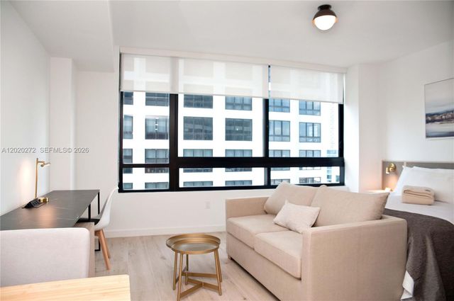 225 N Miami Ave 2308, Miami, FL 33128