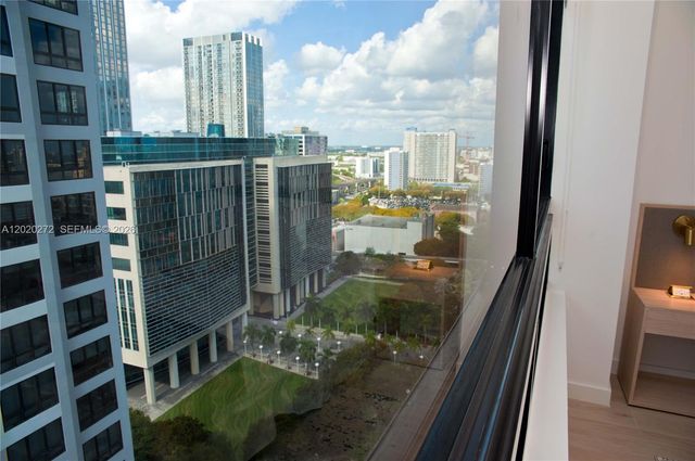 225 N Miami Ave 2308, Miami, FL 33128