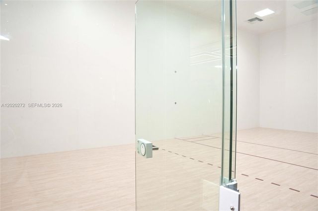 225 N Miami Ave 2308, Miami, FL 33128