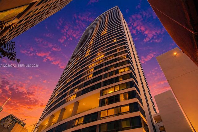 225 N Miami Ave 2308, Miami, FL 33128