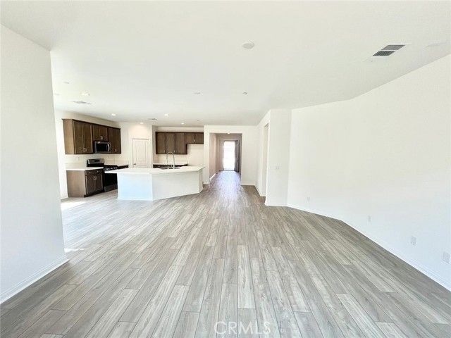 8285 Tristan Ln, Riverside, CA 92507