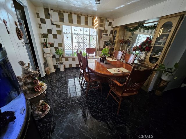 17400 Valley 74, Fontana, CA 92335