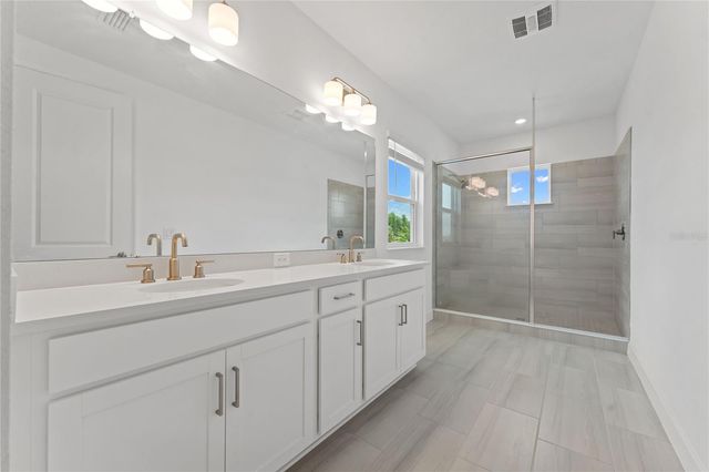 1920 LONGLINER LOOP, Wesley Chapel, FL 33543