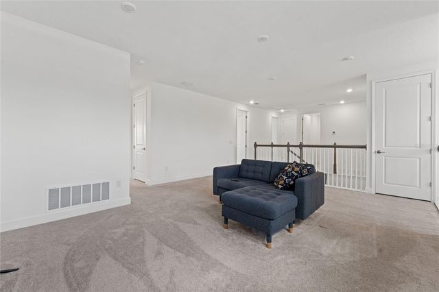 1920 LONGLINER LOOP, Wesley Chapel, FL 33543