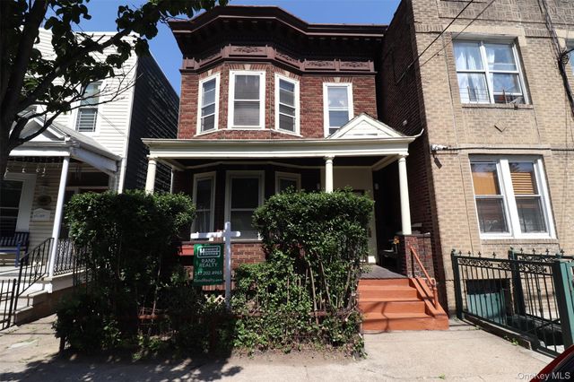 1918 Holland Avenue, Bronx, NY 10462