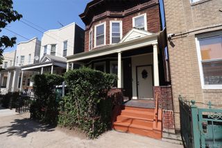 1918 Holland Avenue, Bronx, NY 10462
