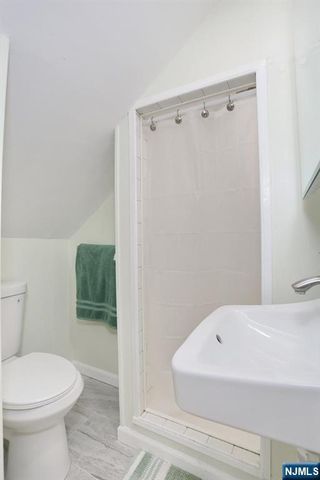 27-20 Kipp, Fair Lawn, NJ 07410