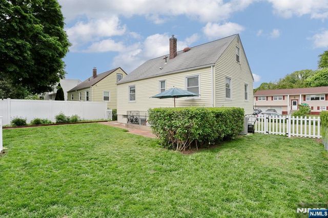 27-20 Kipp, Fair Lawn, NJ 07410