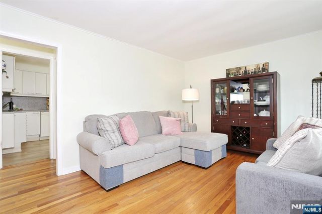 27-20 Kipp, Fair Lawn, NJ 07410