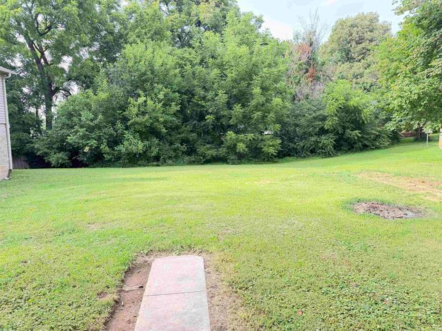 605 W Highland, Paragould, AR 72450