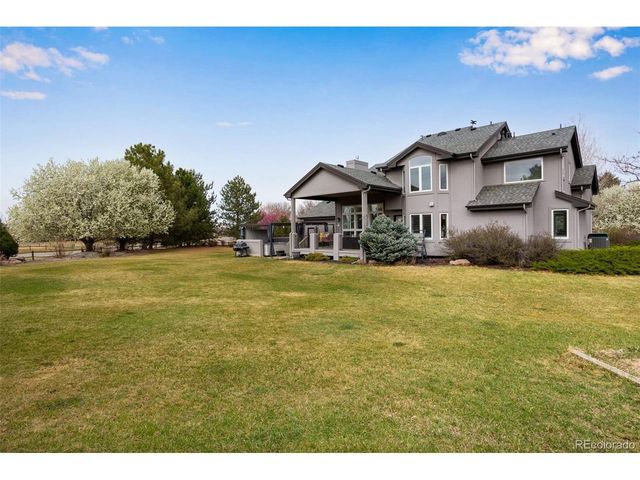 5888 Highland Hills Cir, Fort Collins, CO 80528