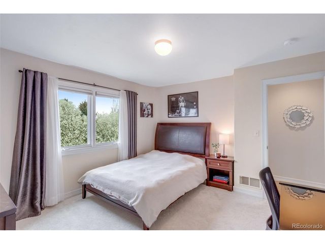 5888 Highland Hills Cir, Fort Collins, CO 80528