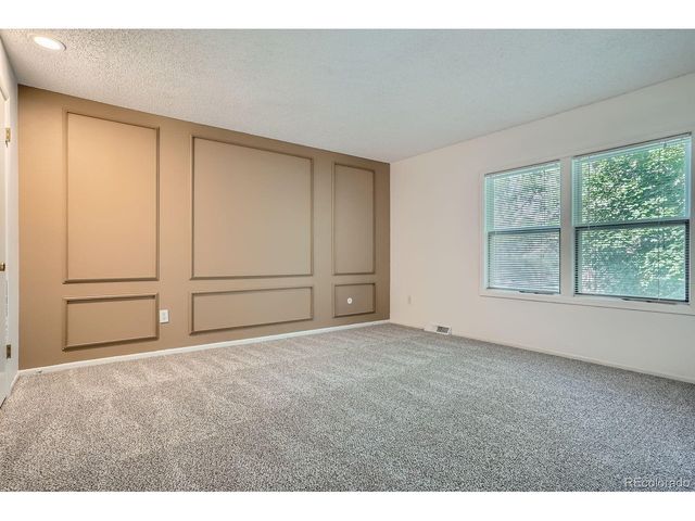 2514 S Elkhart St, Aurora, CO 80014