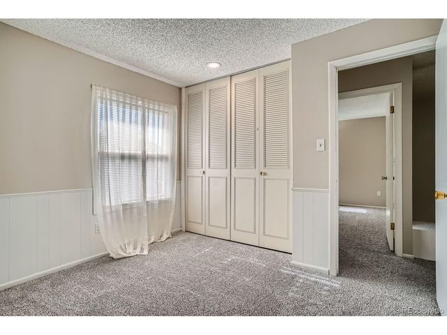 2514 S Elkhart St, Aurora, CO 80014