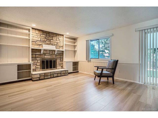 2514 S Elkhart St, Aurora, CO 80014