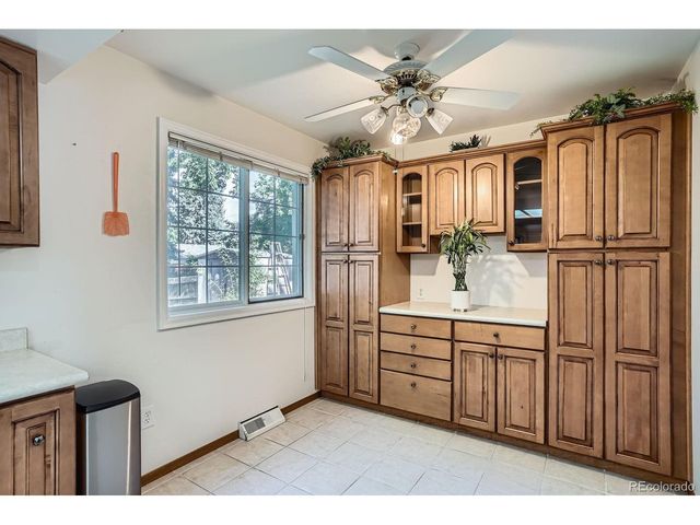 2514 S Elkhart St, Aurora, CO 80014