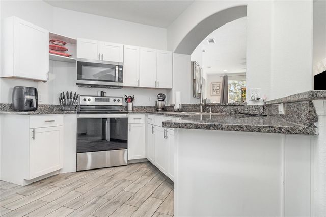 456 KNOLLWOOD DRIVE, Davenport, FL 33837