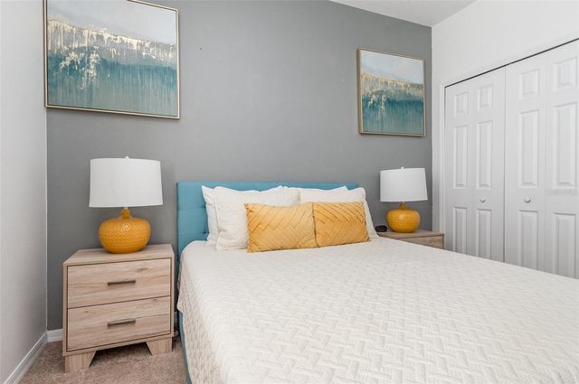 456 KNOLLWOOD DRIVE, Davenport, FL 33837