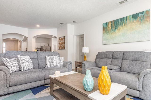 456 KNOLLWOOD DRIVE, Davenport, FL 33837