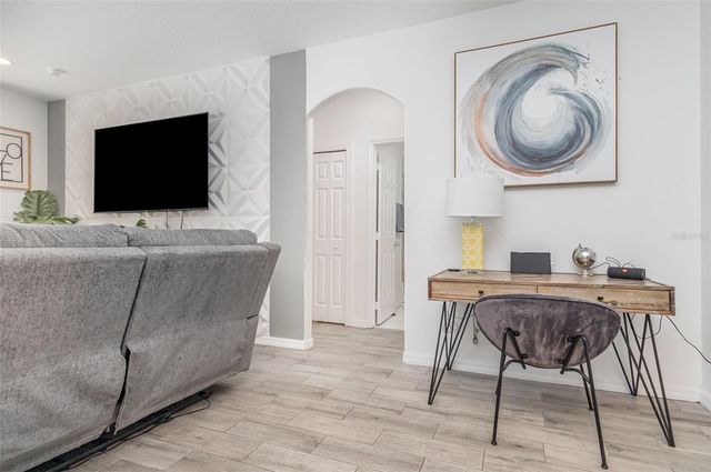 456 KNOLLWOOD DRIVE, Davenport, FL 33837