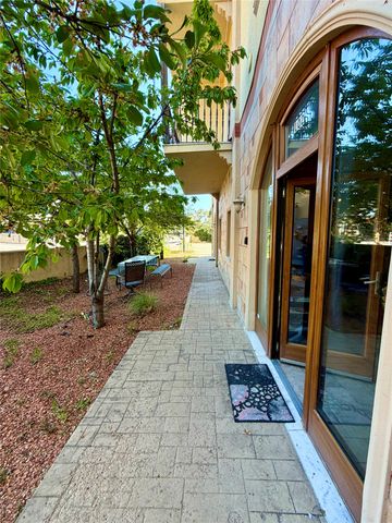 1348 Pacheco 102, Santa Fe, NM 87505
