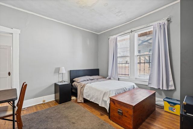 985 FORREST AVE, Memphis, TN 38105