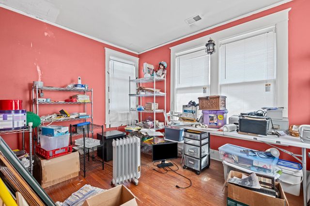 985 FORREST AVE, Memphis, TN 38105