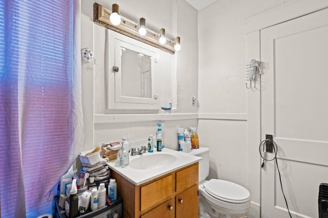 985 FORREST AVE, Memphis, TN 38105