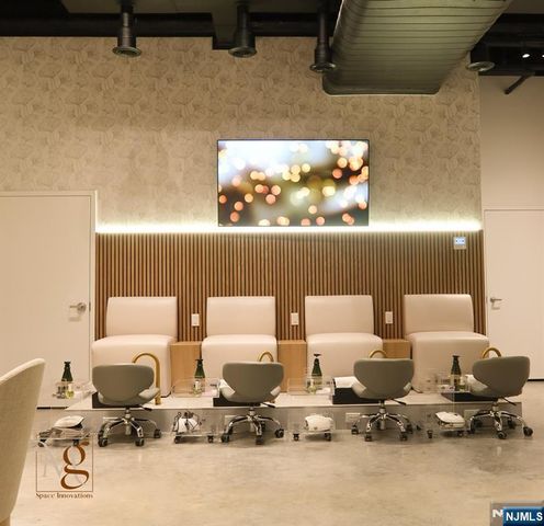 8133 Bergenline Avenue, North Bergen, NJ 07047