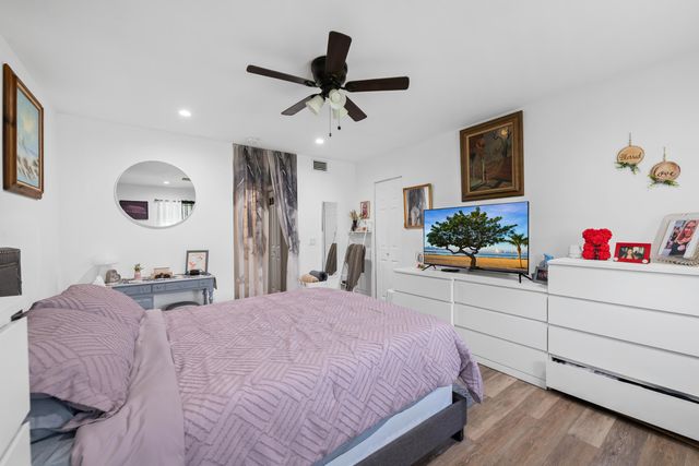 24 COLONIAL CLUB Drive 101, Boynton Beach, FL 33435