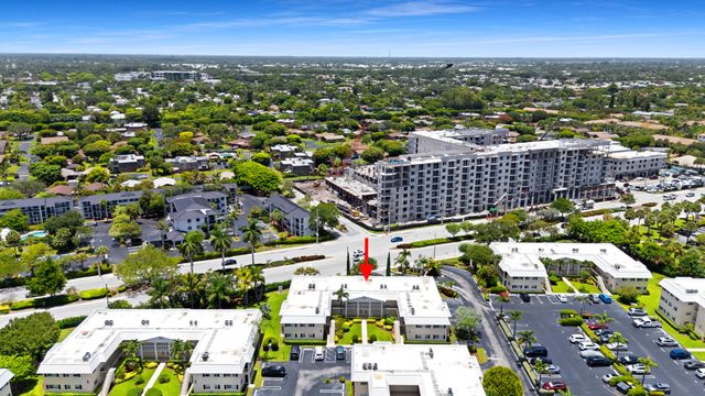 24 COLONIAL CLUB Drive 101, Boynton Beach, FL 33435