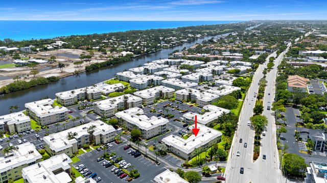 24 COLONIAL CLUB Drive 101, Boynton Beach, FL 33435