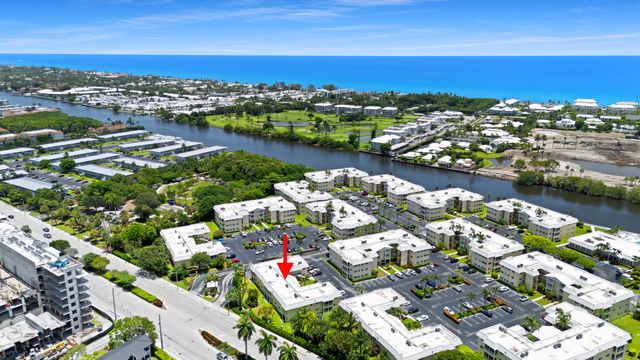 24 COLONIAL CLUB Drive 101, Boynton Beach, FL 33435