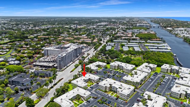 24 COLONIAL CLUB Drive 101, Boynton Beach, FL 33435