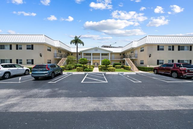 24 COLONIAL CLUB Drive 101, Boynton Beach, FL 33435